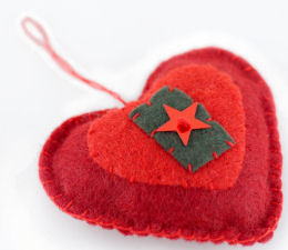 Felt heart decoration